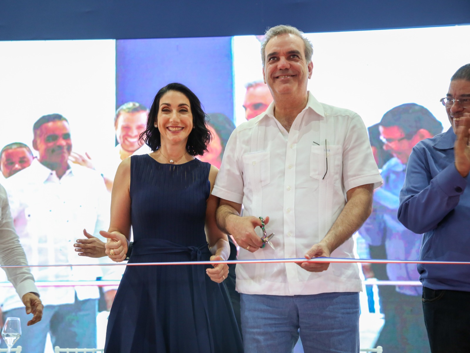 Federico Reynoso afirma Abinader «está dando tijera»